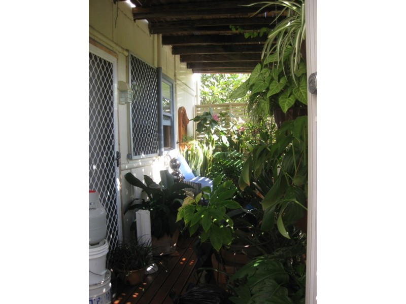 12 Haig Street, Kirra QLD 4225
