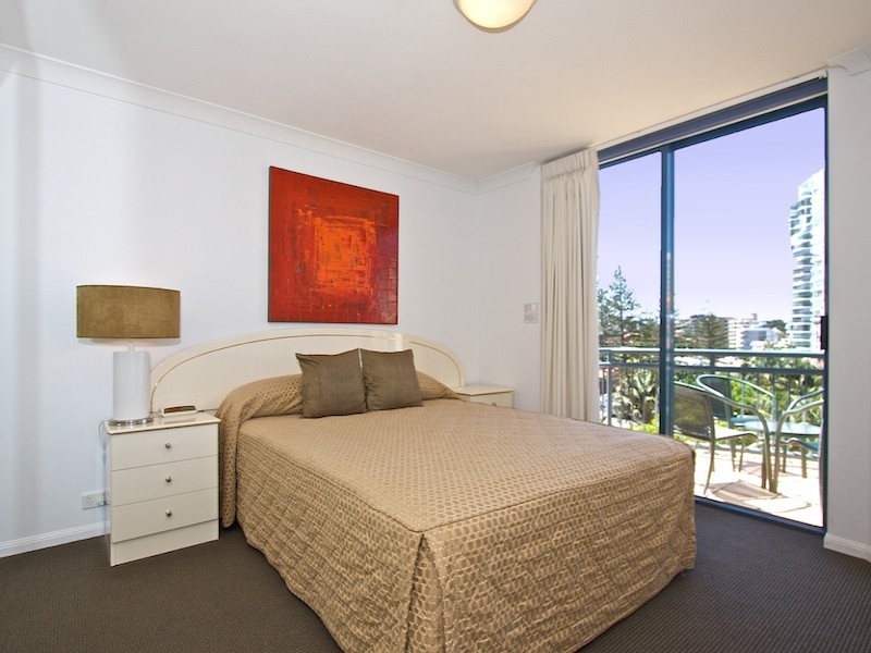 Coolangatta QLD 4225