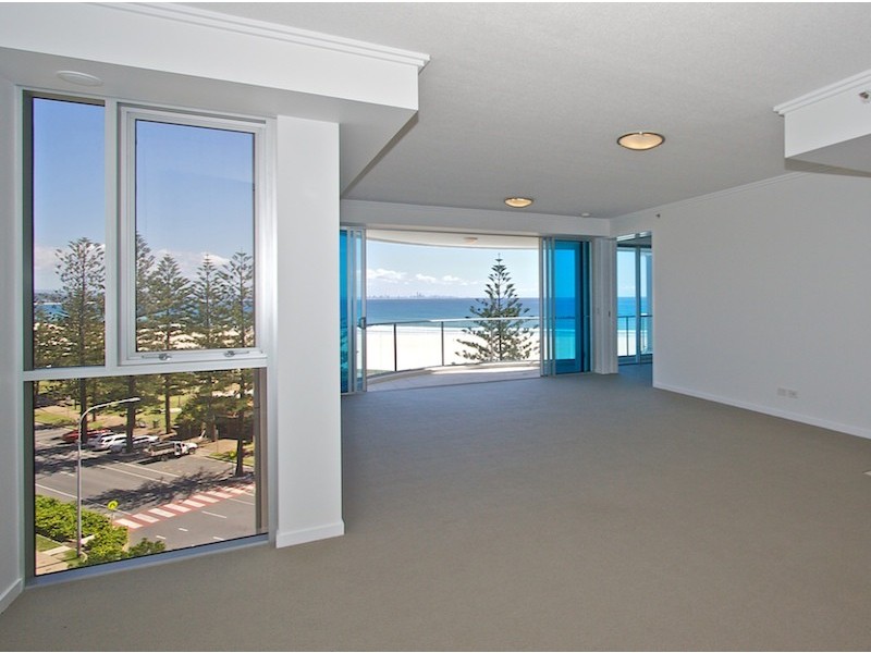 Coolangatta QLD 4225