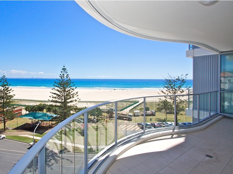 Coolangatta QLD 4225