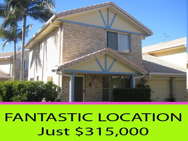 5/13  Cabernet Ct, Banora Point NSW 2486