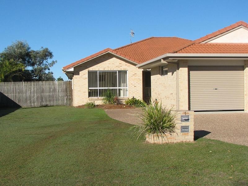 1/15 McKenzie Ave, Pottsville NSW 2489