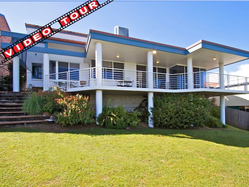 15 Castlecrag Avenue, Banora Point NSW 2486