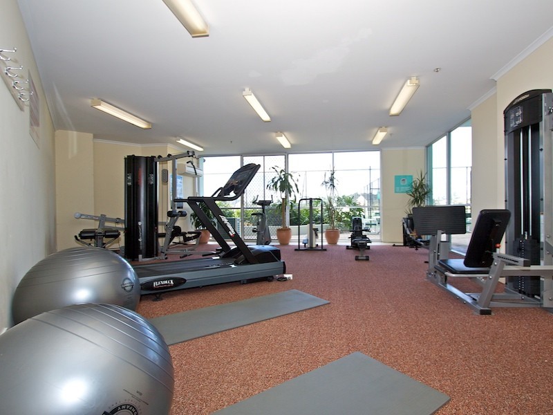 Unit 1149 Ocean Plaza 80 Marine Parade, Coolangatta QLD 4225