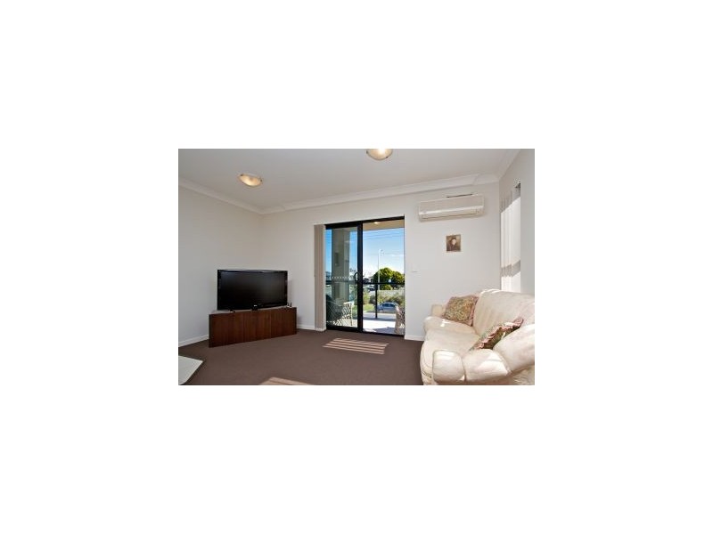 Unit 7 Pacific Place, 111-113 Golden Four Drive, Bilinga QLD 4225