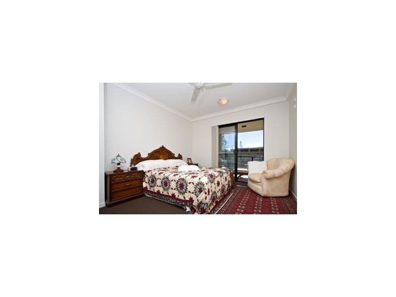 Unit 7 Pacific Place, 111-113 Golden Four Drive, Bilinga QLD 4225