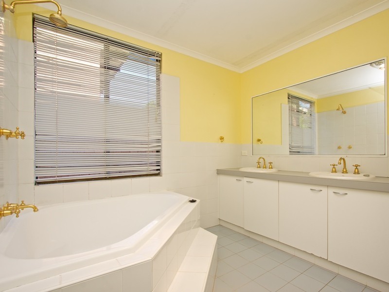 8 Alkira Street, Tugun QLD 4224