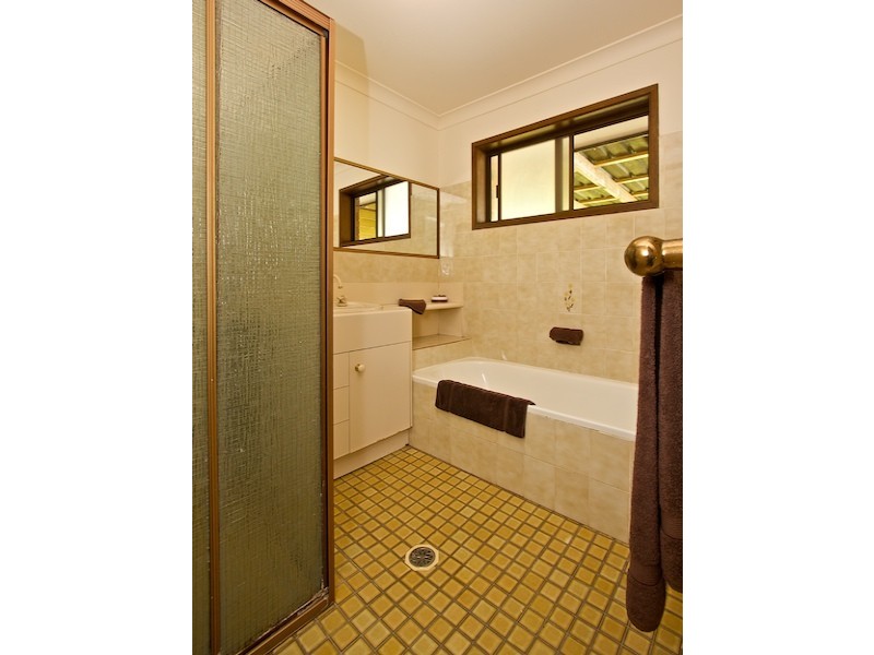 17 Bradman Avenue, Currumbin Valley QLD 4223