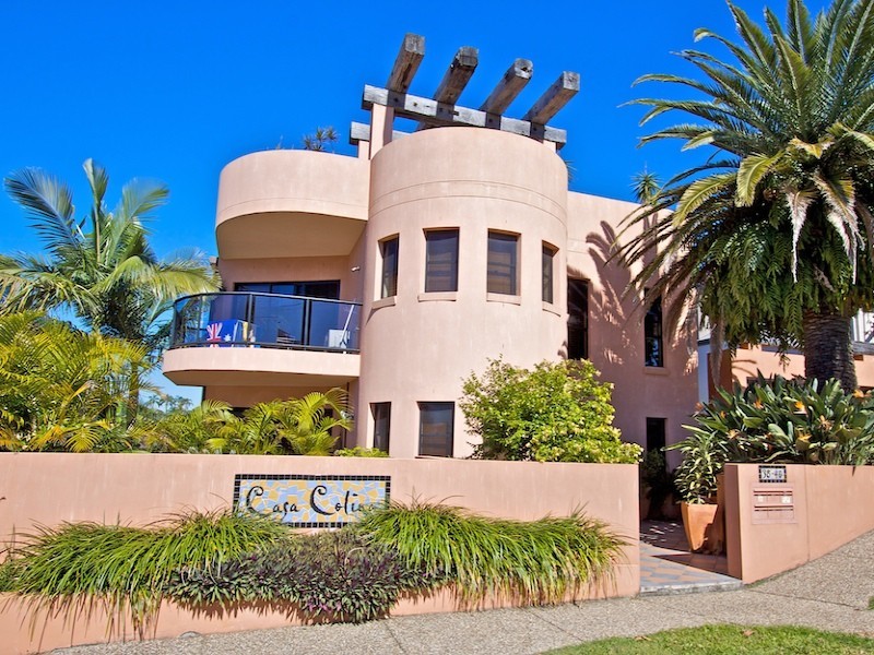 CASA COLINA Unit 1 – 38 Tweed St, Coolangatta QLD 4225