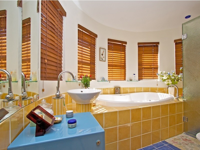 CASA COLINA Unit 1 – 38 Tweed St, Coolangatta QLD 4225