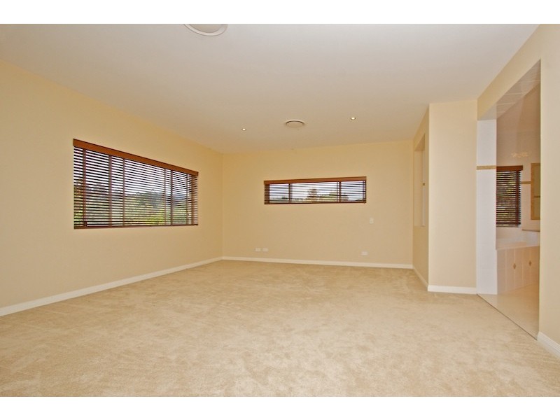 657 Tallebudgera Creek Road, Tallebudgera Valley QLD 4228