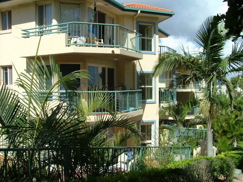 6 122 Musgrave Street, Kirra QLD 4225