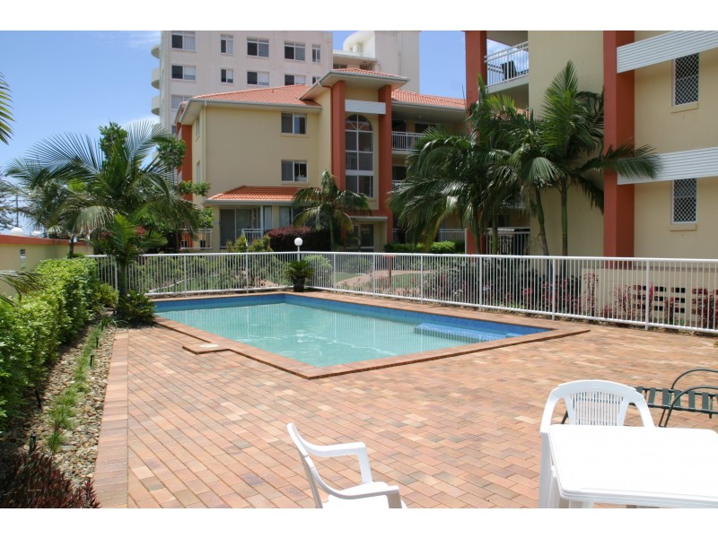 12/14 Douglas, Kirra QLD 4225