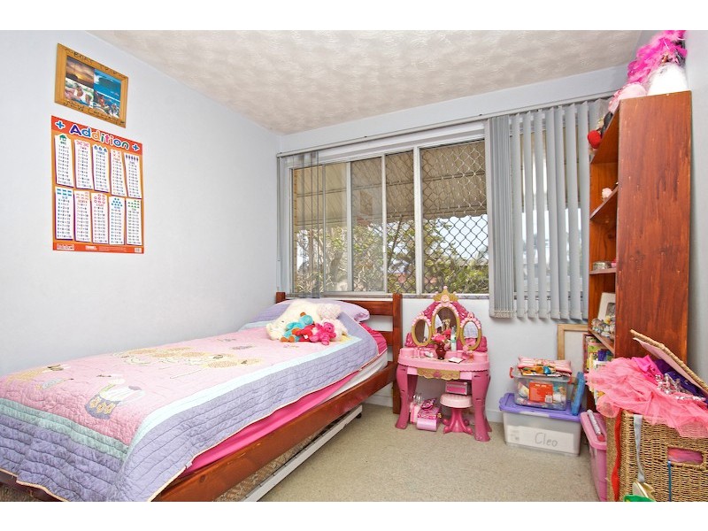 San Michelle 2 44 Pacific Parade, Kirra QLD 4225