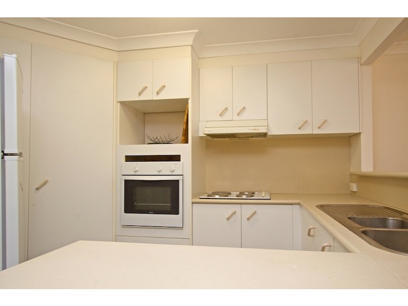 Unit 19 10 Bridgman Drive, Burleigh Heads QLD 4220