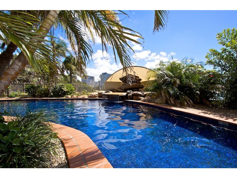 Coolangatta QLD 4225