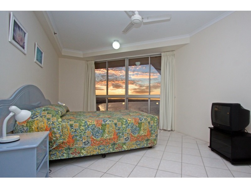 Coolangatta QLD 4225