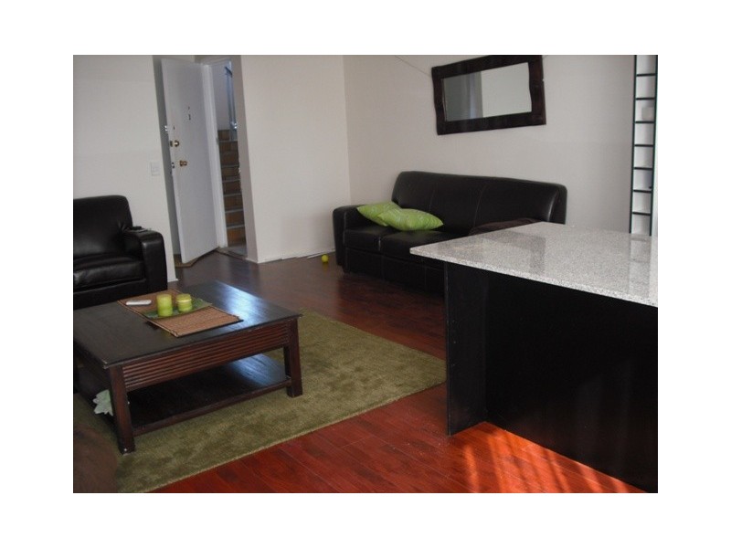 3/28 Coolangatta Rd, Coolangatta QLD 4225