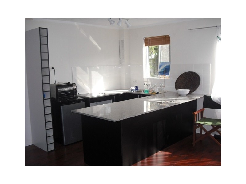 3/28 Coolangatta Rd, Coolangatta QLD 4225