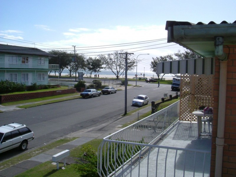 1/4 Haig Street, Kirra QLD 4225