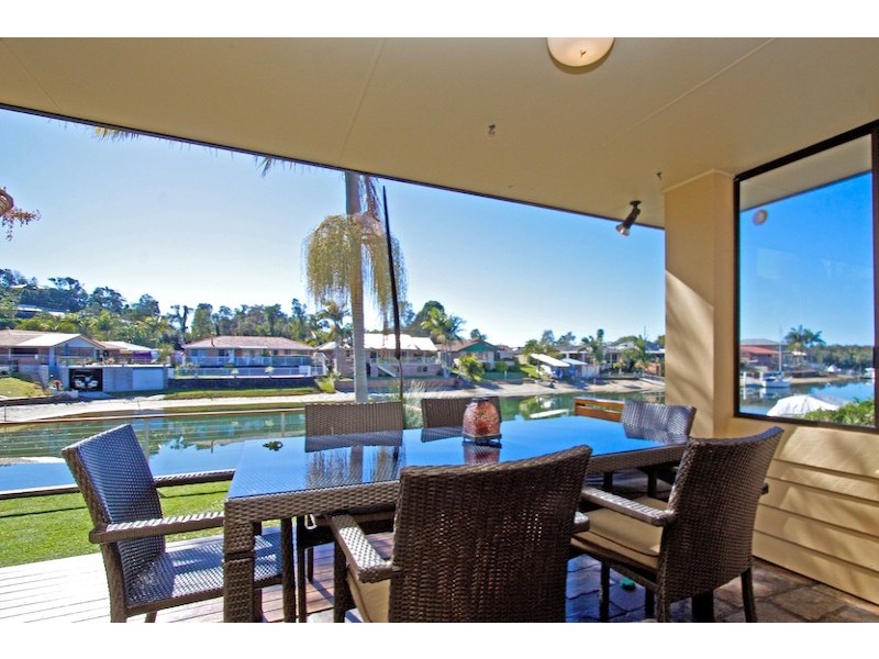 3 Captains Way, Banora Point NSW 2486