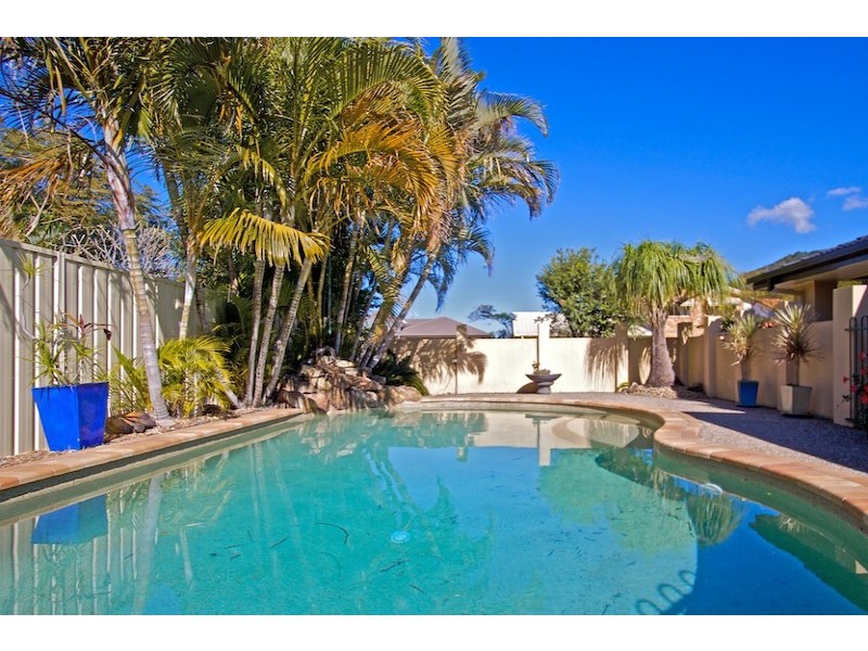 3 Captains Way, Banora Point NSW 2486