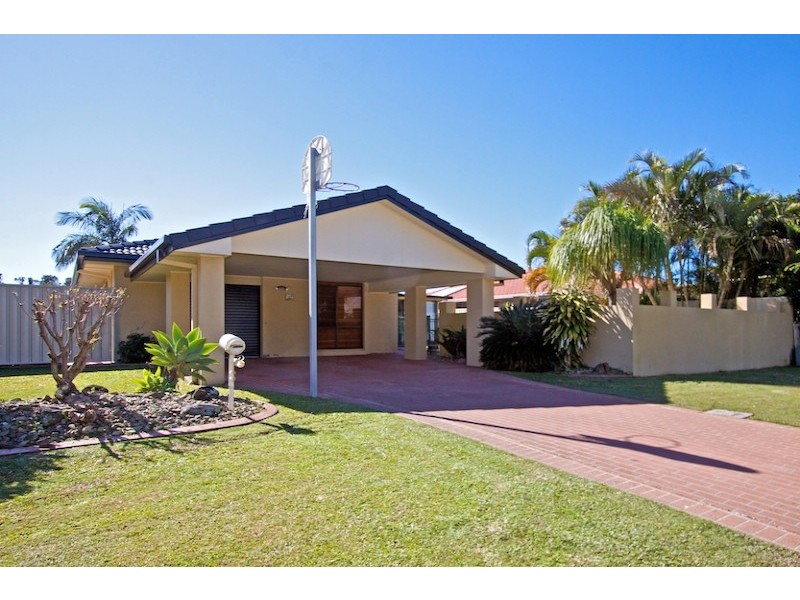 3 Captains Way, Banora Point NSW 2486