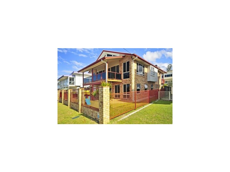 216 Pacific Parade, Bilinga QLD 4225