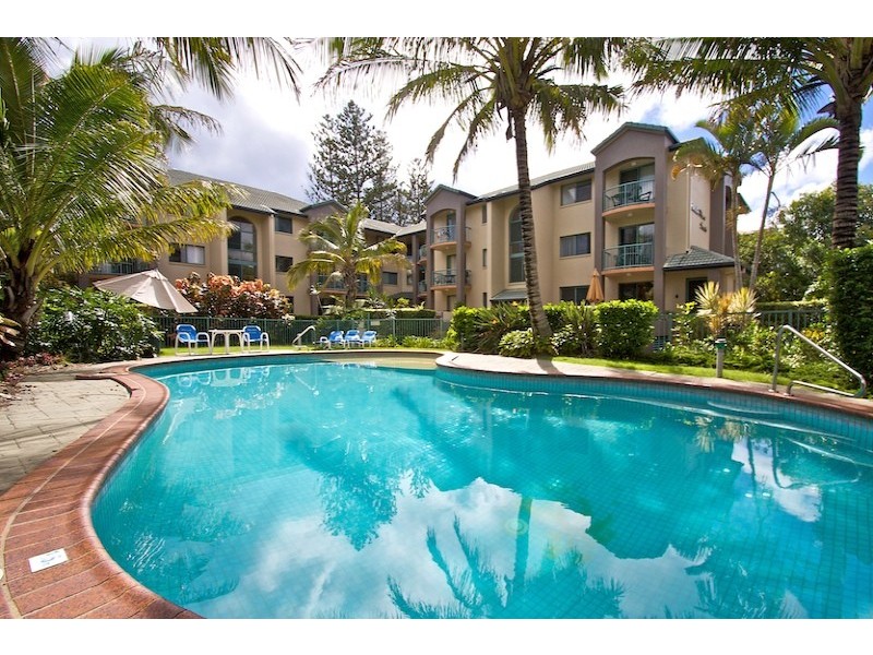 Unit 21 Pacific Place South 145 Golden Four Drive, Bilinga QLD 4225