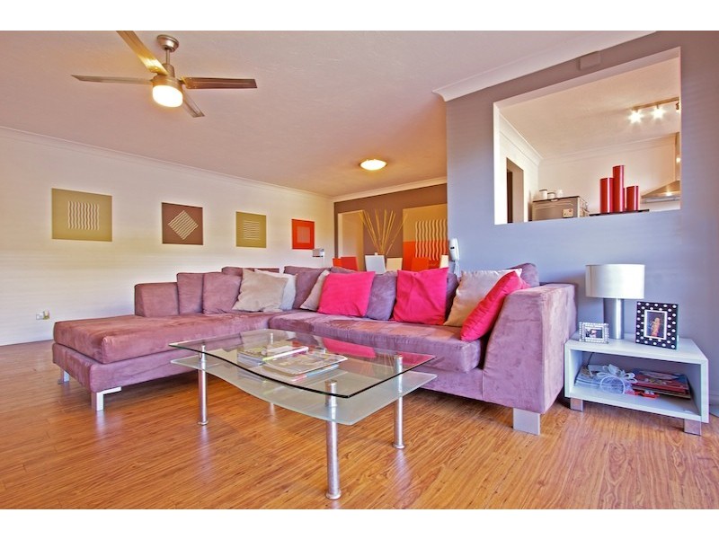 Unit 4 47 Rutledge St, Coolangatta QLD 4225