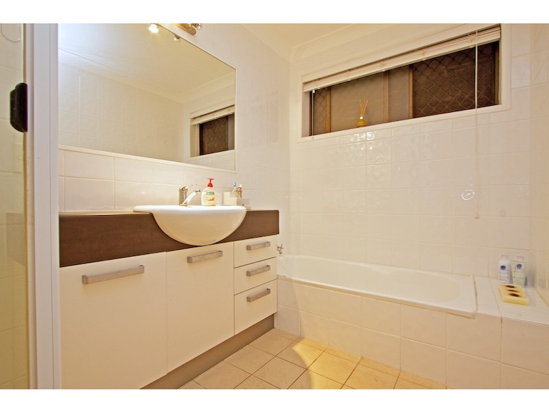 Unit 4 47 Rutledge St, Coolangatta QLD 4225