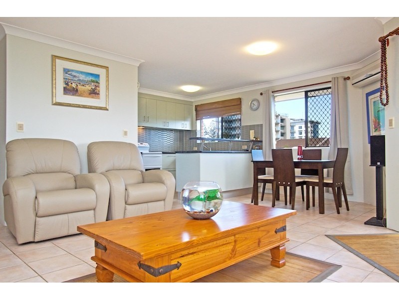 Unit 9 ‘Maui Court’ 77 Golden Four Drive, Bilinga QLD 4225