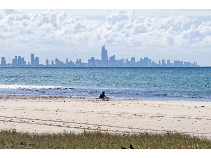 Unit 6 ‘Swansea Court’ 58 Pacific Parade, Kirra QLD 4225