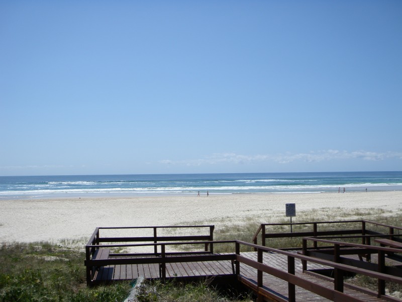 Bilinga QLD 4225