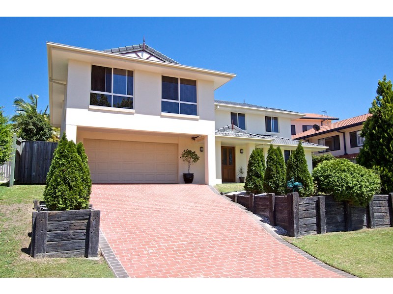 4 Daintree Close, Banora Point NSW 2486