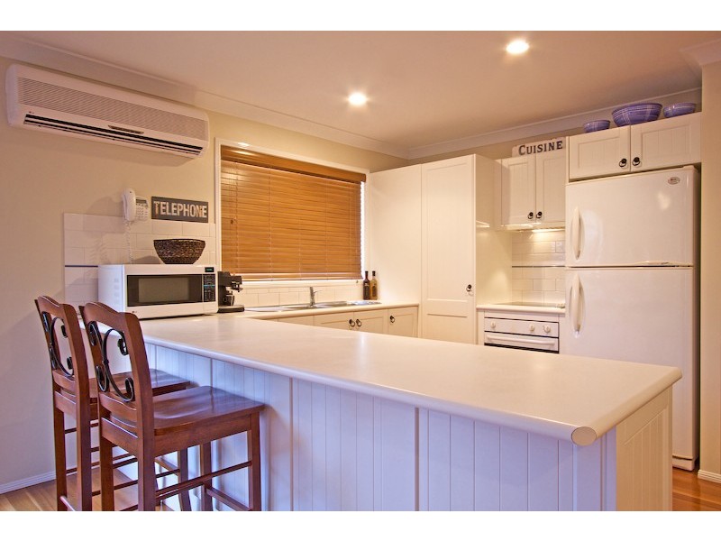 4 Daintree Close, Banora Point NSW 2486