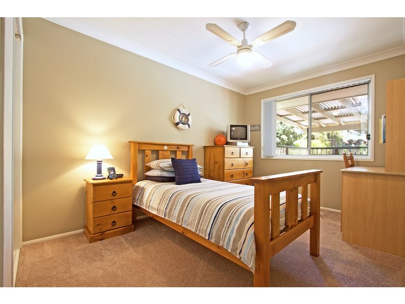 4 Daintree Close, Banora Point NSW 2486