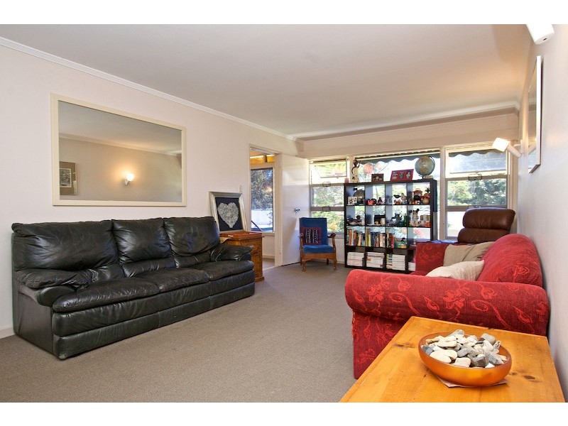 1/37 Miles Street, Kirra QLD 4225