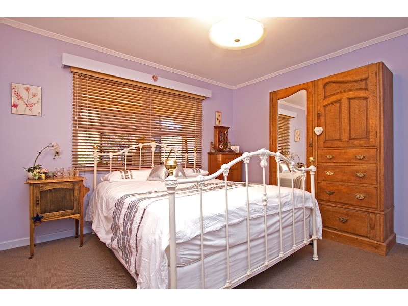 1/37 Miles Street, Kirra QLD 4225