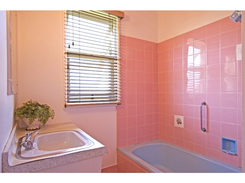 1/37 Miles Street, Kirra QLD 4225