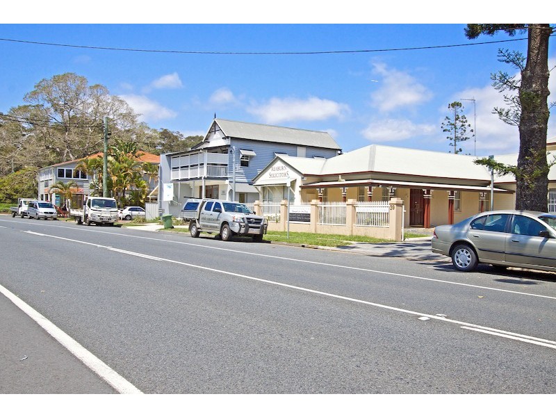 37 Tallebudgera Creek Road, West Burleigh QLD 4219