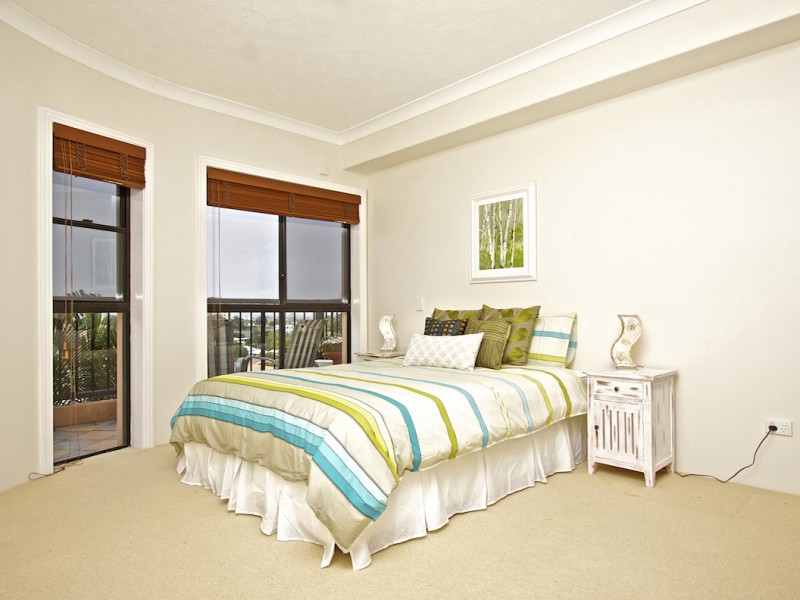2 38 Tweed Street, Coolangatta QLD 4225