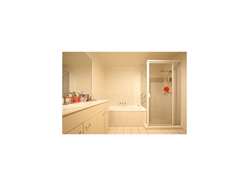 6/33 Dixon Street, Coolangatta QLD 4225