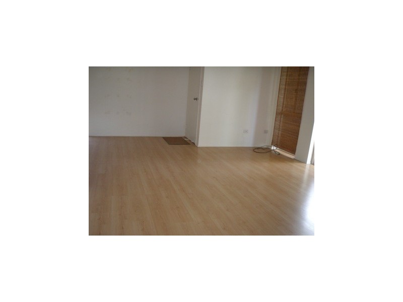 Unit 6  15-17 South Street, Kirra QLD 4225