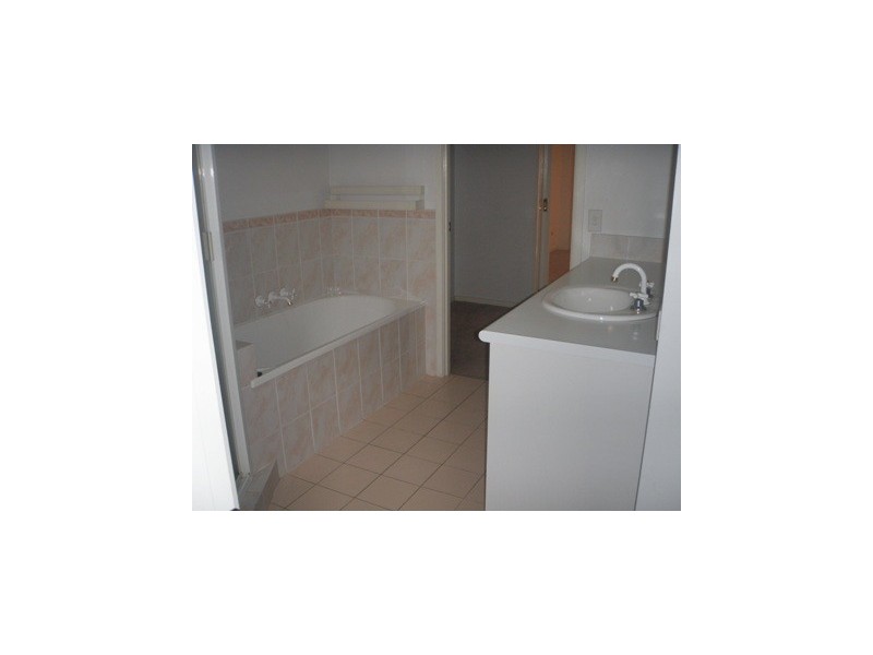 2/12 Covent Gardens Way, Banora Point NSW 2486