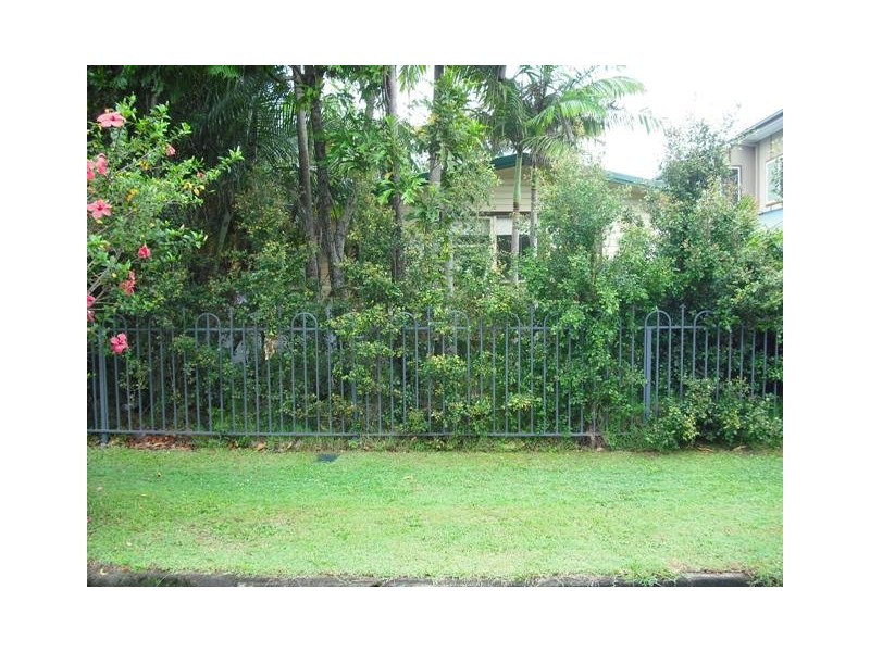 33 Binya Avenue, Kirra QLD 4225