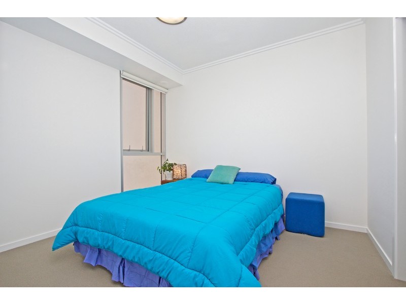 Reflection 1102 / 111 Griffith Street, Coolangatta QLD 4225