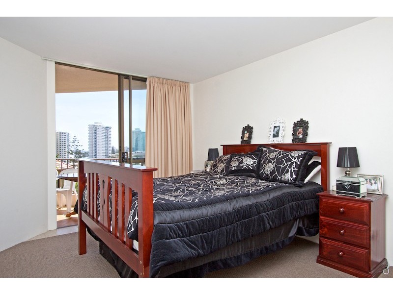 7/10 ‘Knab-Ryl’ Rutledge St, Coolangatta QLD 4225