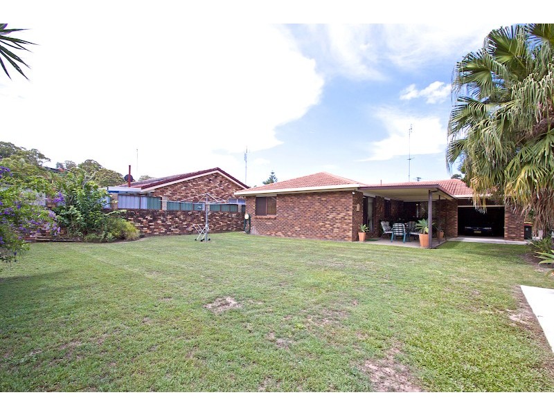 39 St Kilda Cresent, Tweed Heads West NSW 2485