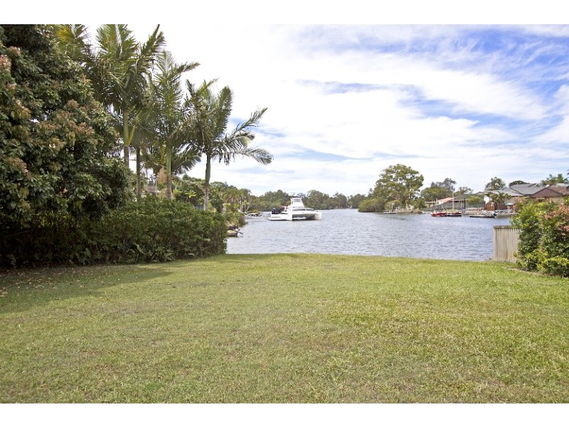 23 Lakes Drive, Tweed Heads West NSW 2485